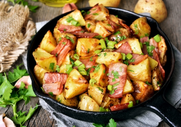 Klassische Bratkartoffeln mit Katenschinken