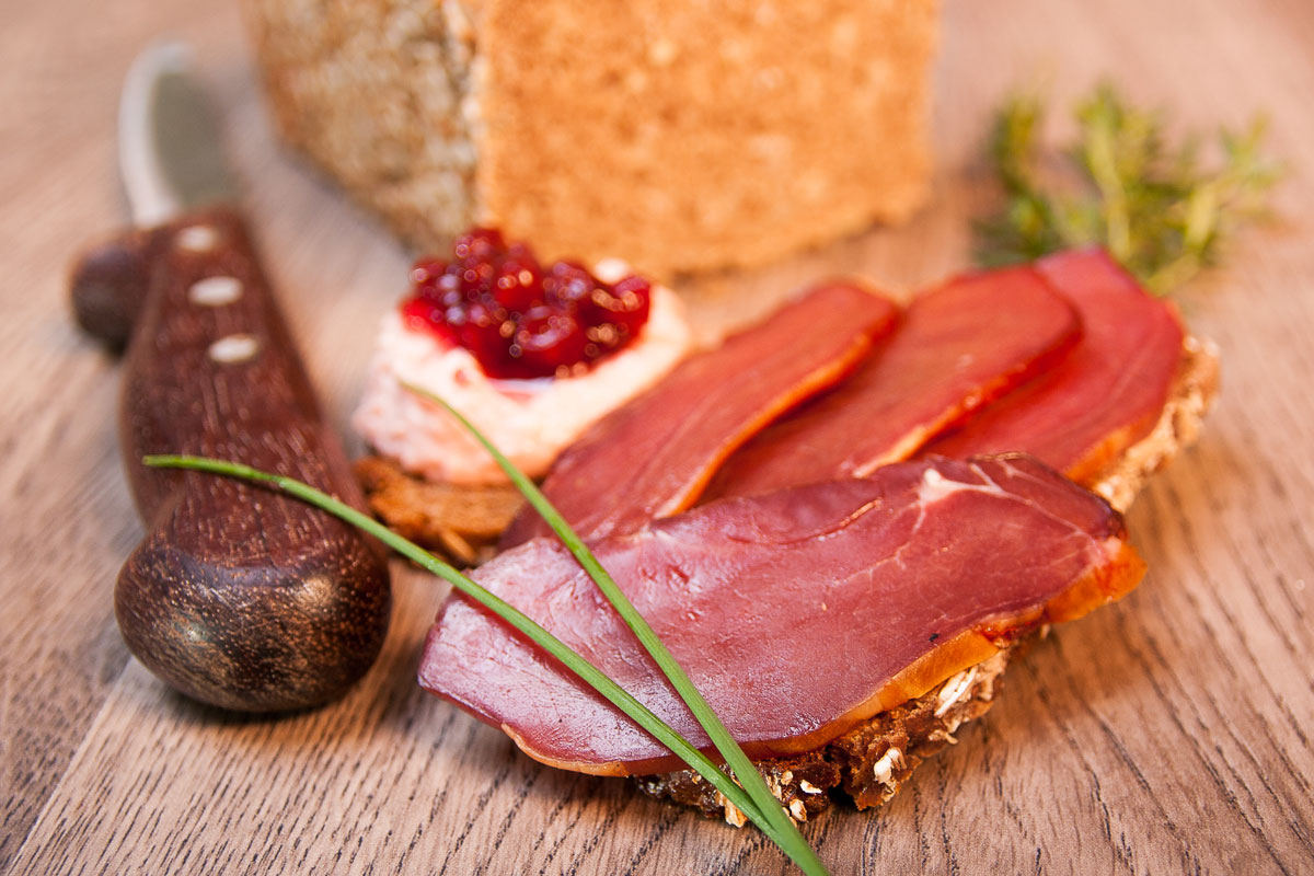 Wildschweinschinken in Scheiben